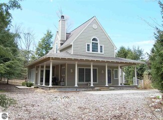 6188 S Lake St, Glen Arbor, MI 49636