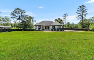 465 Pitts Rd, Hawkinsville, GA 31036