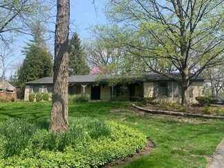 1370 Fairway Dr Unit 2, Lake Forest, IL 60045