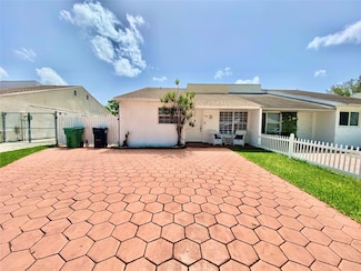 416 SW 96th Ct, Miami, FL 33174