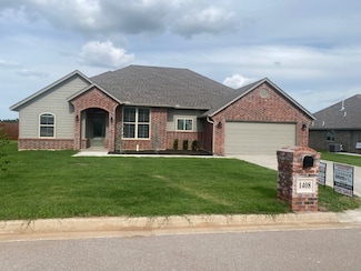 1408 N Oak, Seiling, OK 73663