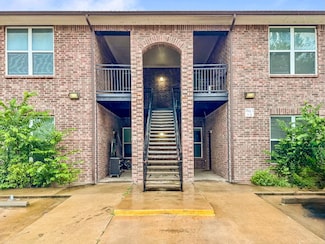 1408 SE 1st St, Smithville, TX 78957