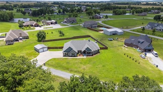 795 Blue Bird Ln, Pryor, OK 74361