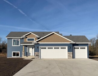 903 8th Ave NE, Rice, MN 56367