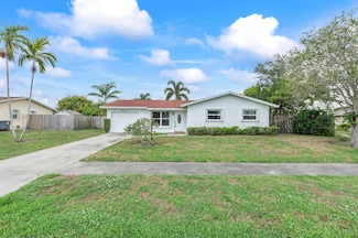 8095 Saint John Ave W, Boynton Beach, FL 33472