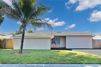 7140 Allen St, Hollywood, FL 33024