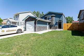 212 W Laurel St, Gillette, WY 82718