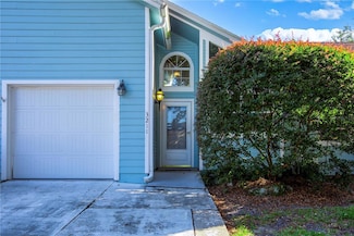 3211 NW 103rd Dr, Gainesville, FL 32606