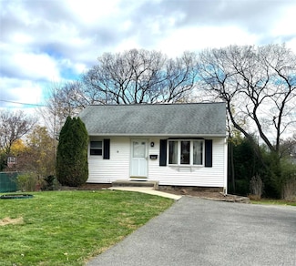 30 N Lexow Ave, Nanuet, NY 10954