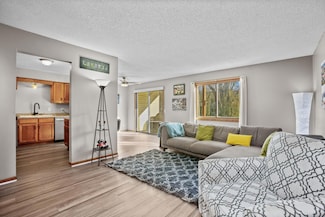 994 Heritage Ct E Unit 406, Saint Paul, MN 55127