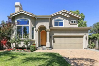 2138 Avy Ave, Menlo Park, CA 94025