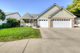 8925 N Laureen Ave, Fresno, CA 93720