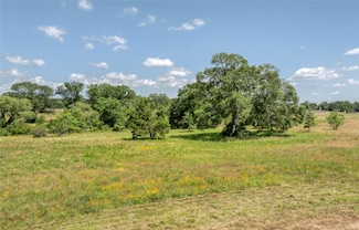 296 Bellwood Lake Ln, Bellville, TX 77418