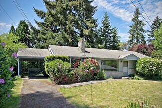 1318 N 176th St, Shoreline, WA 98133