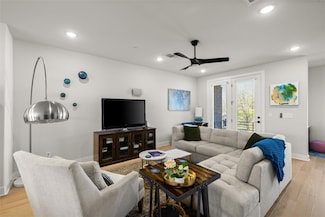 200 W 56th St Unit 4102, Austin, TX 78751