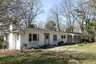 1729 Glovers Church Rd, Bennett, NC 27208