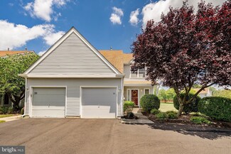 37 Aspen Ct Unit 204, Bordentown, NJ 08505
