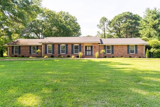 801 Falcon Dr, Madison, TN 37115