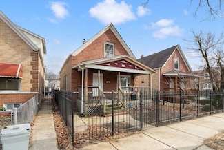 1005 N Kedvale Ave, Chicago, IL 60651