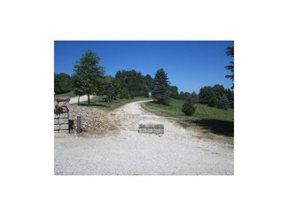 20493 Tr 5, West Lafayette, OH 43845