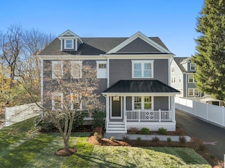 29 Shepard Ct, Winchester, MA 01890