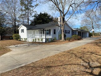 3065 Flat Creek Rd, Lancaster, SC 29720