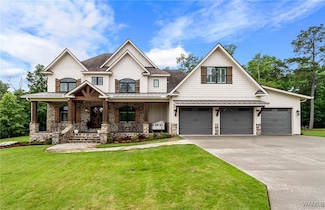 10300 Legacy Ln, Northport, AL 35475