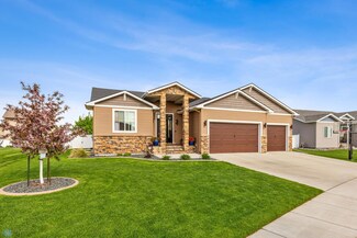 3684 Valley View Dr S, Fargo, ND 58104