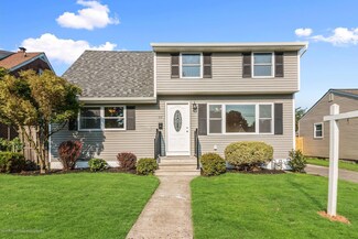 99 2nd Ave, Port Reading, NJ 07064