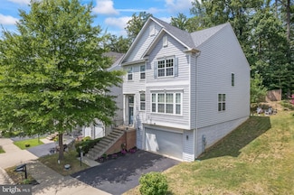 3489 Eagle Ridge Dr, Woodbridge, VA 22191