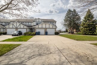 440 Cavalier Ct Unit B, West Dundee, IL 60118