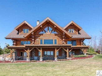 75 Parkview Ln, Carlton, MN 55718