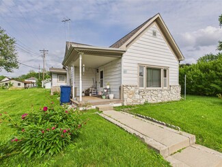 63 S Market St, Andrews, IN 46702