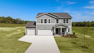 105 Enfield Dr, Carthage, NC 28327