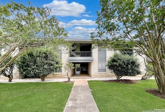 311 E San Antonio Ave Unit 201, Boerne, TX 78006