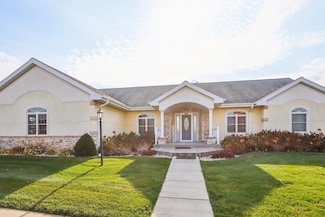 601 Whitford Ave, Prairie Du Sac, WI 53578