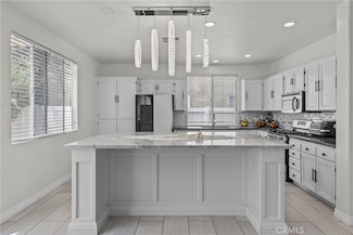 27051 Featherhill Dr, Corona, CA 92883