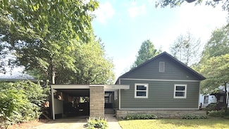 707 W Iowa St, Urbana, IL 61801