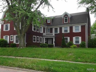 221 E Main St, Vermillion, SD 57069