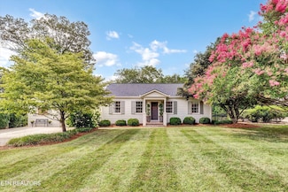 6613 Cherry Dr, Knoxville, TN 37919