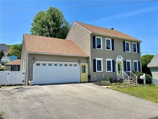 127 Glendale Ave, Woonsocket, RI 02895