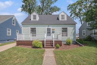 719 Botham Ave, Saint Joseph, MI 49085