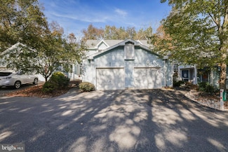 305 Inverness Dr, East Stroudsburg, PA 18302