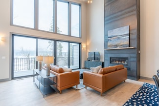 968 Colorado Ave Unit B, Whitefish, MT 59937