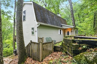 139 Lookout Ridge Rd, Cleveland, GA 30528