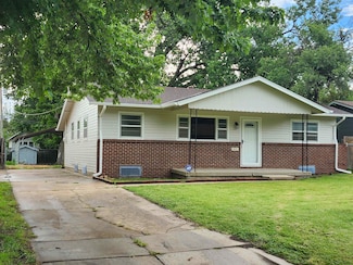 812 N Mount Carmel Ave, Wichita, KS 67203