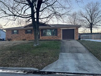 2717 Navajo Dr, New Albany, IN 47150