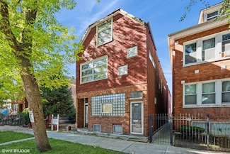 4516 S Washtenaw Ave, Chicago, IL 60632