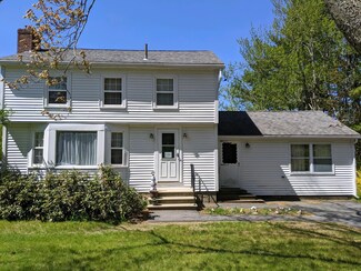 129 River Rd, Brunswick, ME 04011