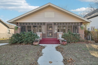 408 E 2nd St, Skiatook, OK 74070